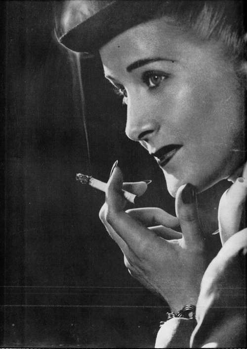 Smoking Model Vintage Smoke Cigarette Retro
