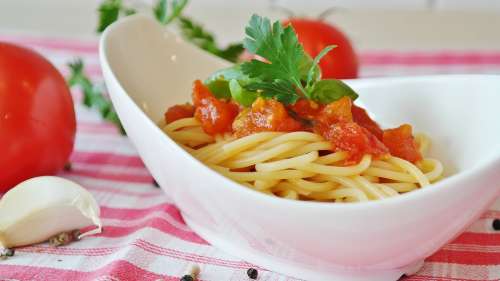 Spaghetti Tomatoes Tomato Sauce Pasta Italian