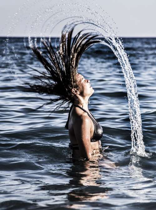 Spetters Water Girl Nature Wet Explosion Creative