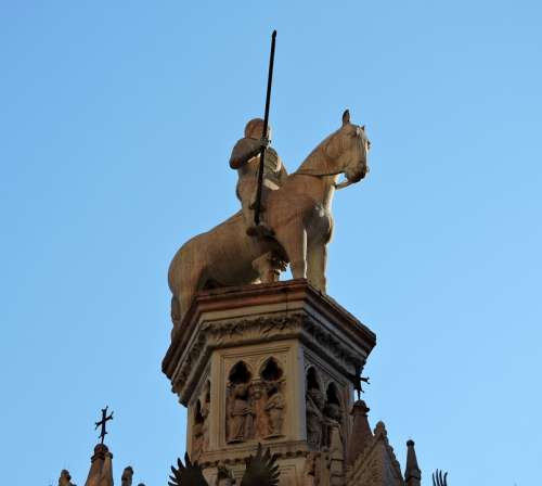 Statue Scala Verona Arks Scaligere