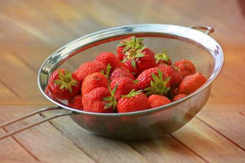 Strawberries Fruits Fruit Red Sweet Food