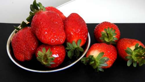 Strawberry Berry Fresh Ripe Fragrant Color Red