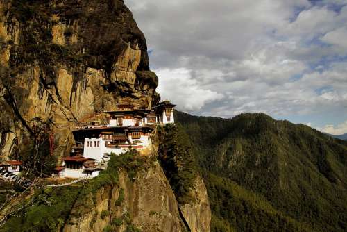 The Tiger'S Nest Monastery Taktsang Palphug Monastery
