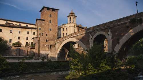 Tiber Rome Bridges Island-Tiber Water