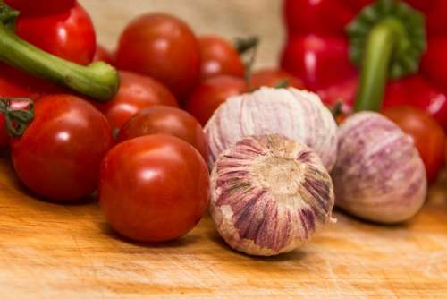 Tomatoes Garlic Vegetables Ingredients Red Organic