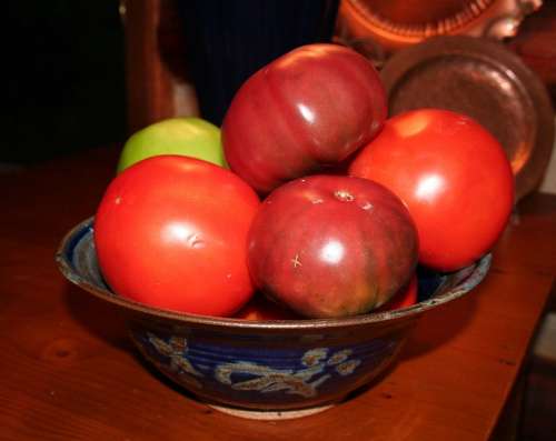 Tomatoes Organic Heirloom Red Fresh Vegetable