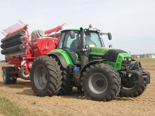 Tractors Deutz-Fahr Agriculture Machines