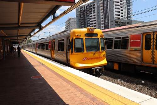 Train Rail Queensland Rail Qr Brisbane Australia