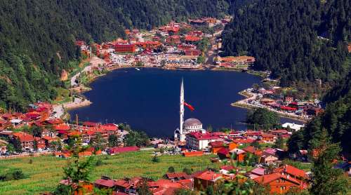 Uzungol Lake Caykara Trabzon Long Lake Lacquer