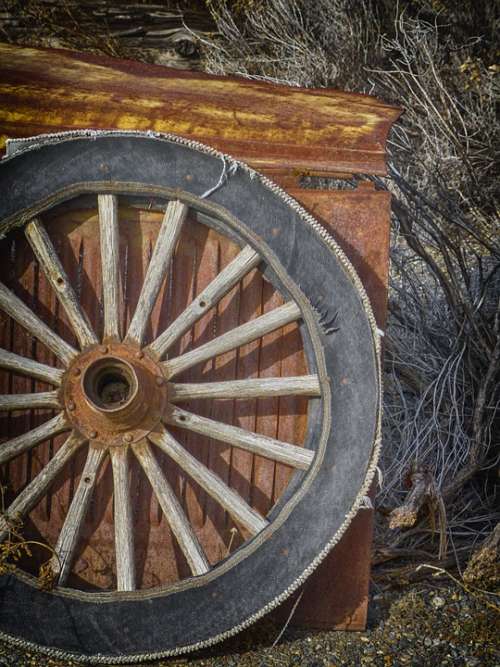 Wagon Wheel Old Wooden Wheel Vintage Texture