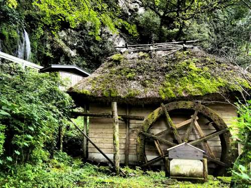 Waterwheel Takachiho Japan Hut