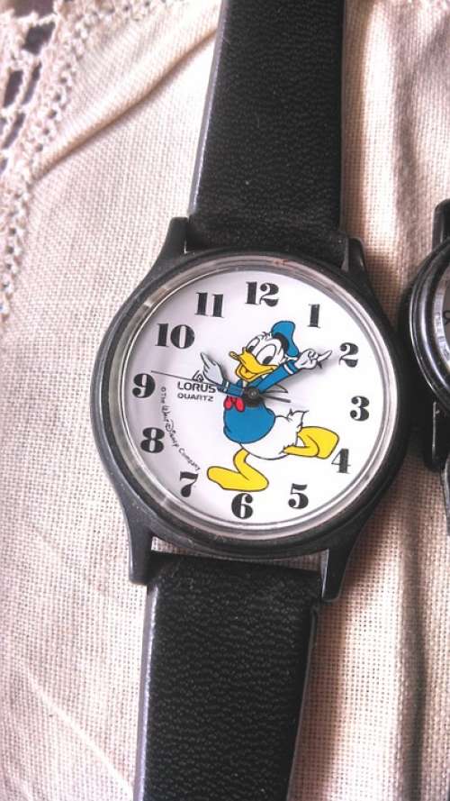 Wristwatch Donald Duck Design Watch Jewelery