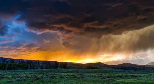 Yellowstone National Park Wyoming Landscape Scenic