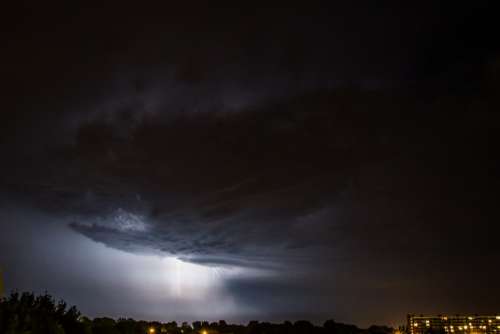 Lightening in the sky