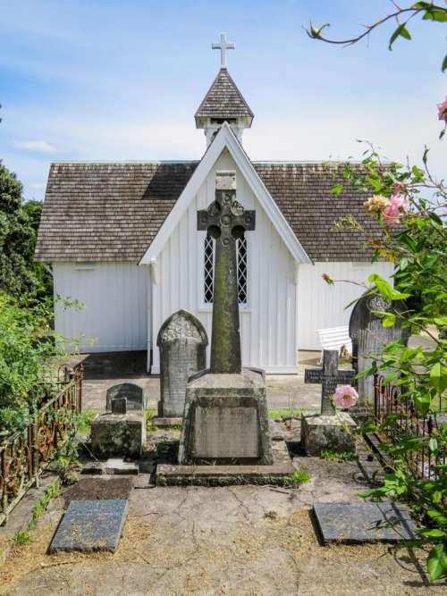 church New_Zealand religion Christianity Cemetery