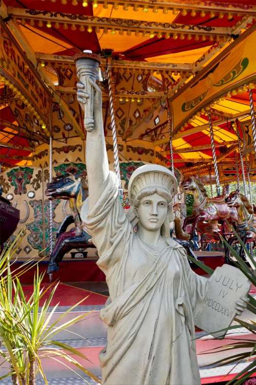 carousel ride amusement horses fairground