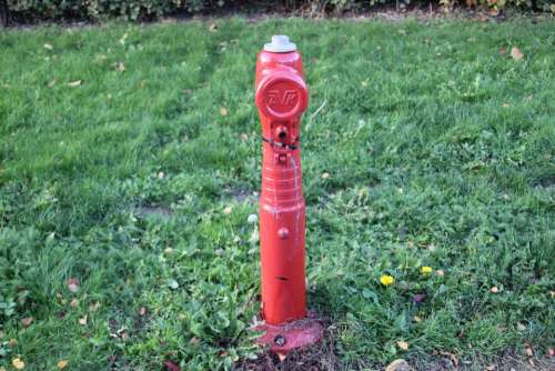 Hydrant emergency fire plug water red