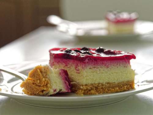 food sugar cake cheesecake red berries
