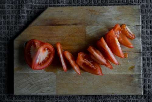 #choppingvegetables tomatoes tomato kitchen cooking