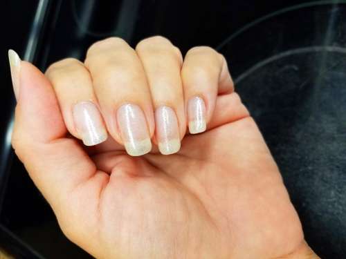 manicure nails gel sparkles hand