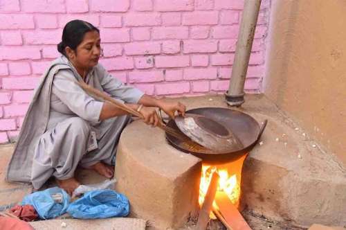 India cooking heat pan