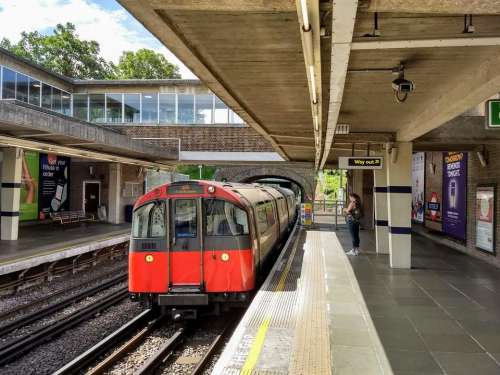 tube station osterley underground metro london