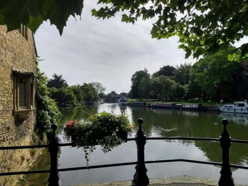 abingdon thames river bridge summer