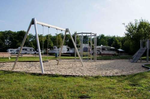 playground swing set  