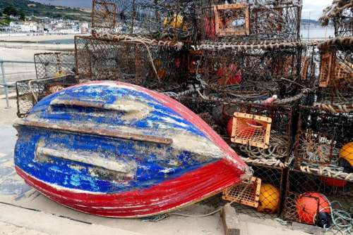 boat fishing hull underside lobster pots