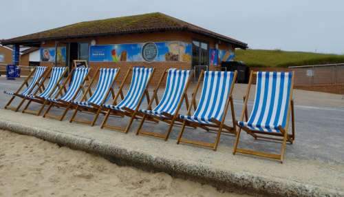 beach promenade deck chair