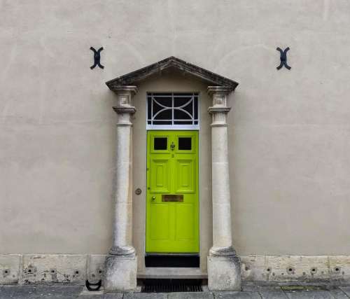 the green door doorway oxford