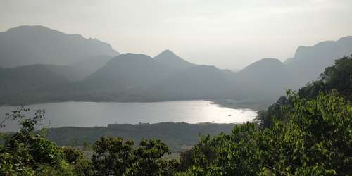 Beautiful Lake In India India Lake Tamil Nadu