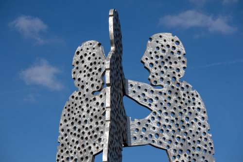 Berlin Molecule Men Spree Sculpture Artwork
