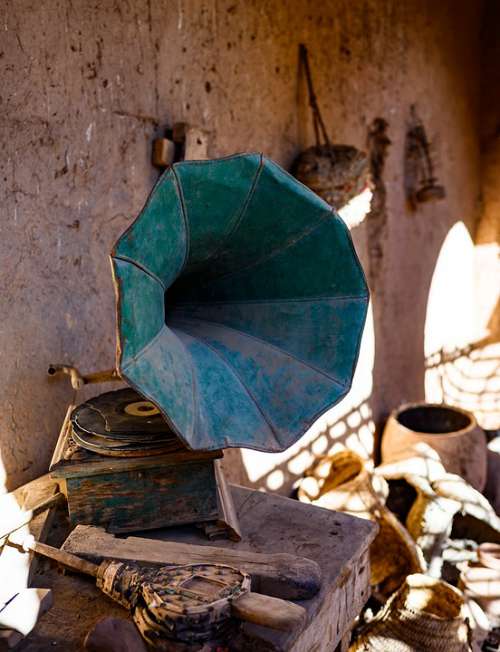 Craft Tradition Gramophone Wood Morocco Kasbah