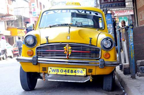 Kolkata Taxi India East Bengal Indian Yellow