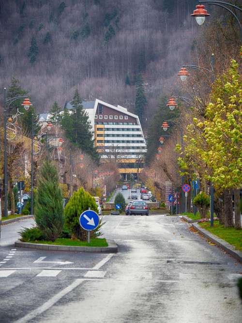 Sinaia Romania Street Mountains Hotel Cars Autumn
