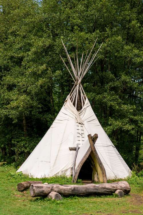 Tipi Tent Indians Camp Wilderness