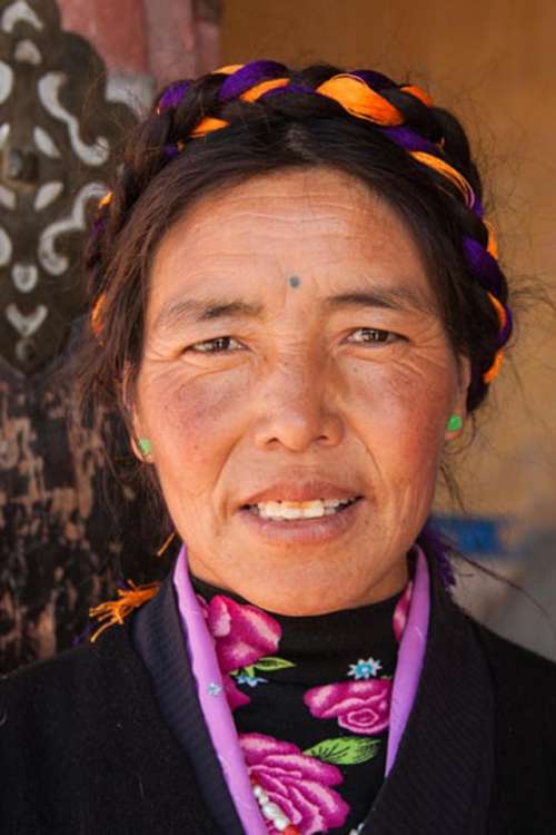 portrait   woman   Tibetan woman   smile happy  