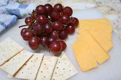 cheese snack   food   crackers  grapes   still life  
