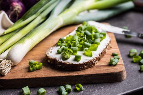 Bread with Scallion (Spring Onion)