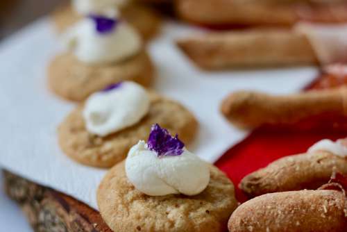 Chunks Crispy Bread Flowers Cream Cheese Reception