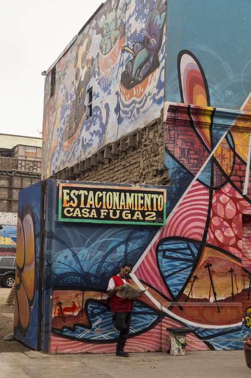 Colors Monumental Callao Monument Architecture