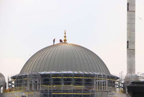 Construction Structure Building Cami Dome Worker