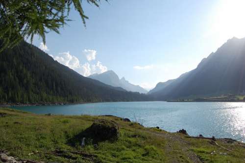 Lake Waldhang Sunshine Reflection Blue Landscape