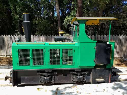 train green diesel tourist cap ferret