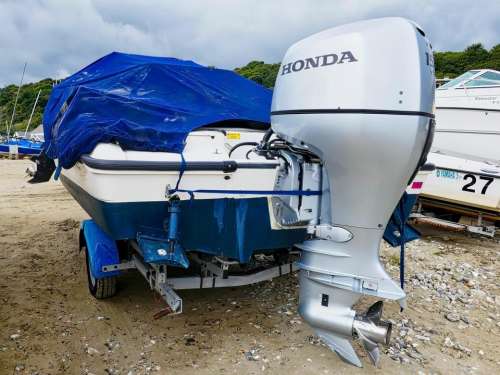 outboard motor boat propellor Honda