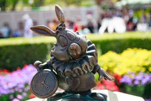 Disney Disneyland Rabbit Madhatter Snowwhite