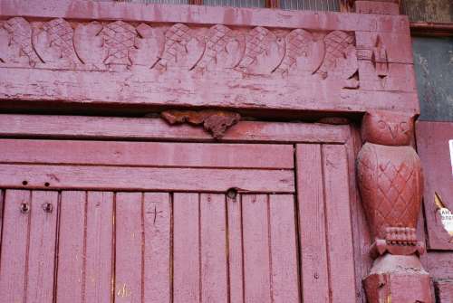 Door Tree Paint Burgundy House Old Architecture