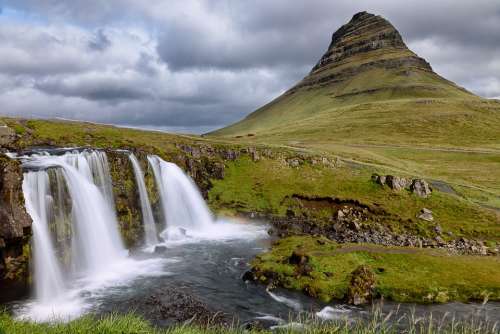 Grundarfjörður Kirkjufell Mountain Waterfall