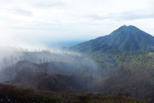 Indonesia Ijen Fog Dangerous Mine Workaholic